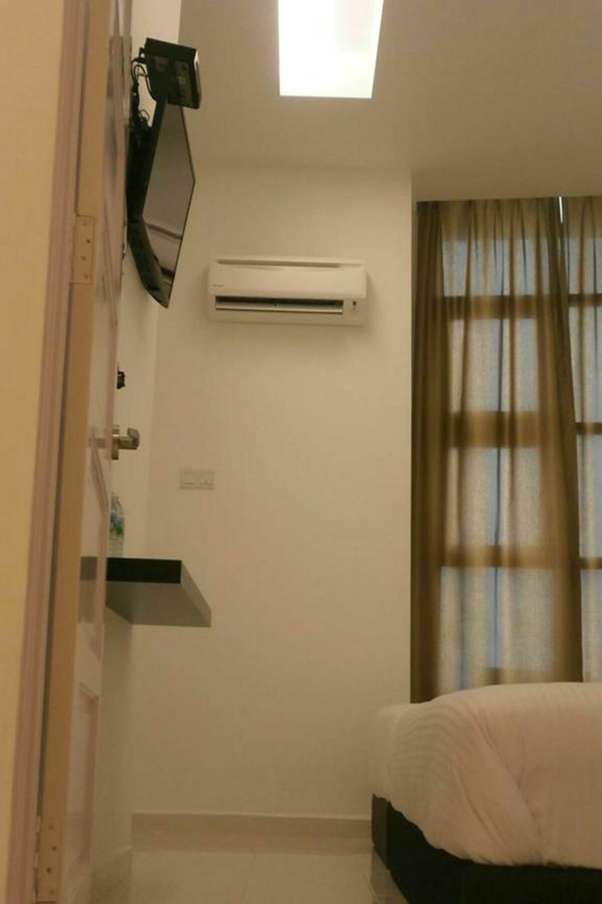 F.M Guesthouse Kampong Darat Tanah Puteh Extérieur photo